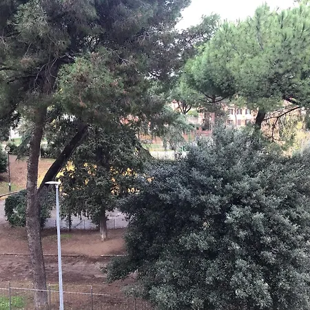 アパート In The Garden ローマ